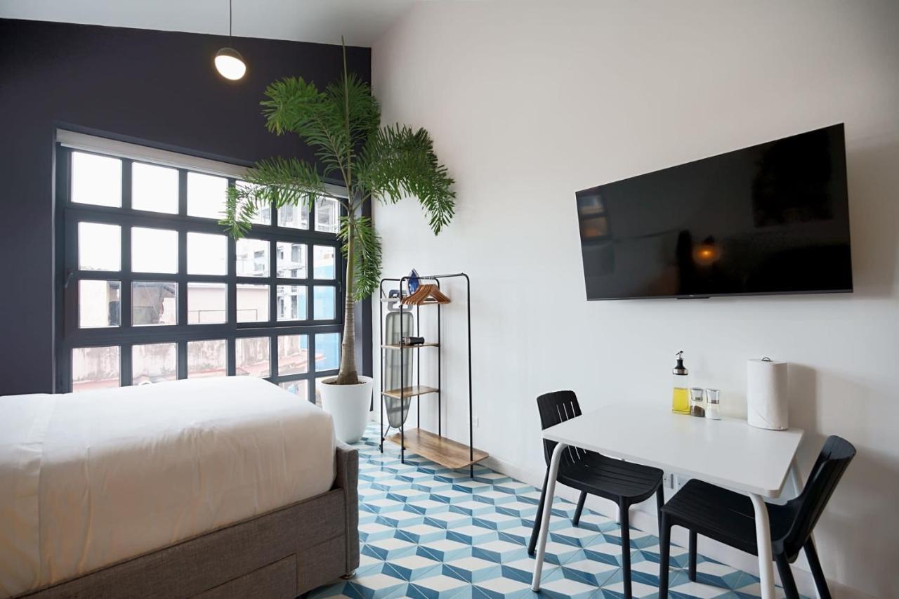 Stunning Loft In Santa Ana Apartment *